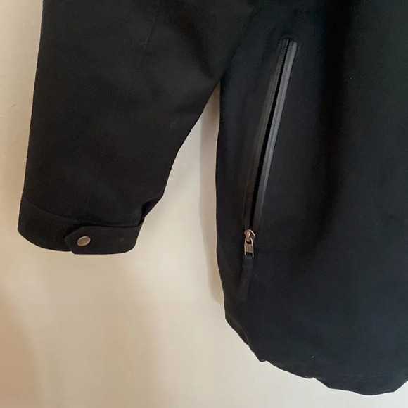 PATAGONIA sz L black 3 in one (outer shell only) h2no has zipper for extra layer - Picture 4 of 9